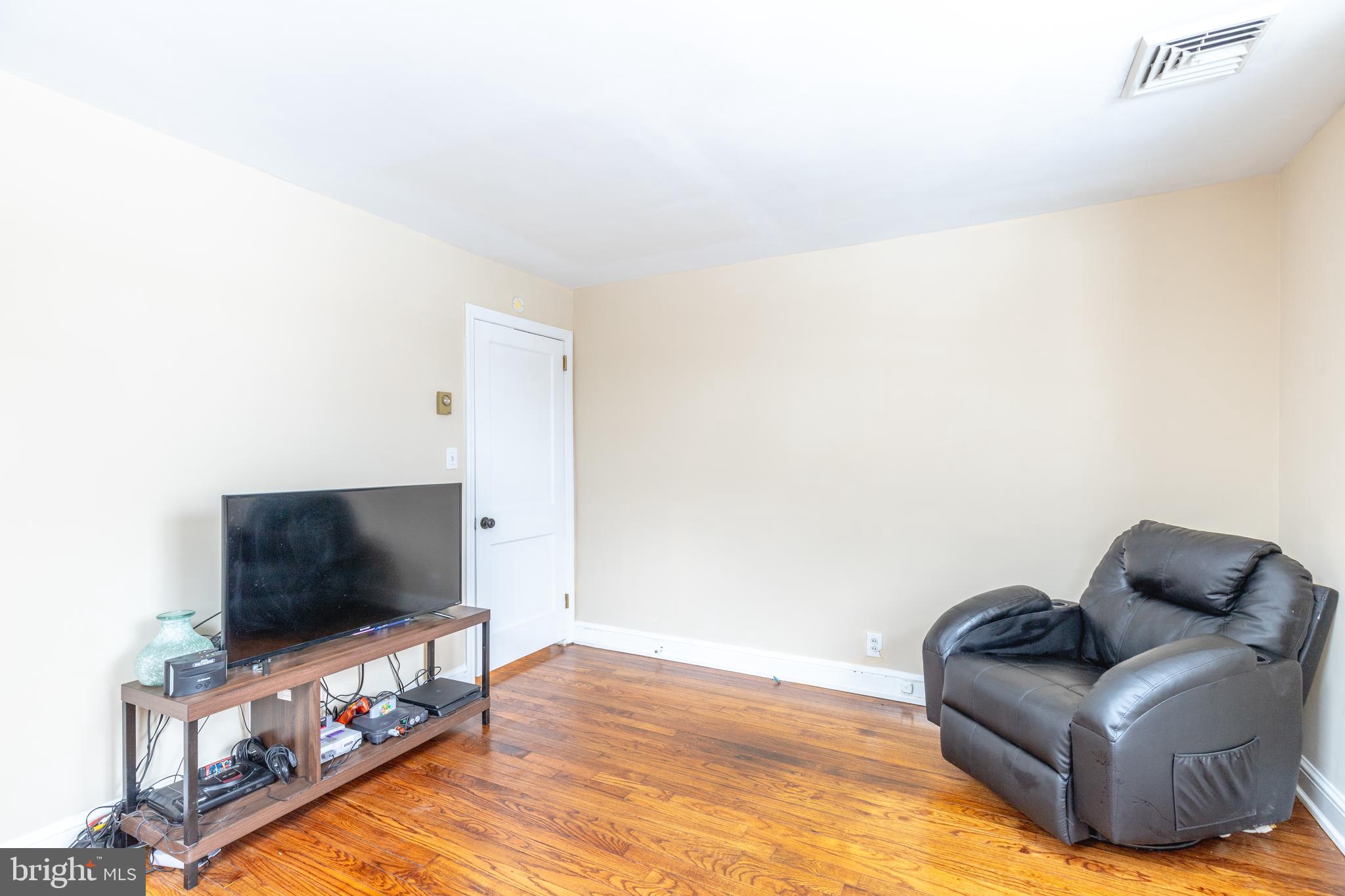 6 Hawthorne Road Broomall, PA 19008 - Photo 14 of 24 Gallery Image 14