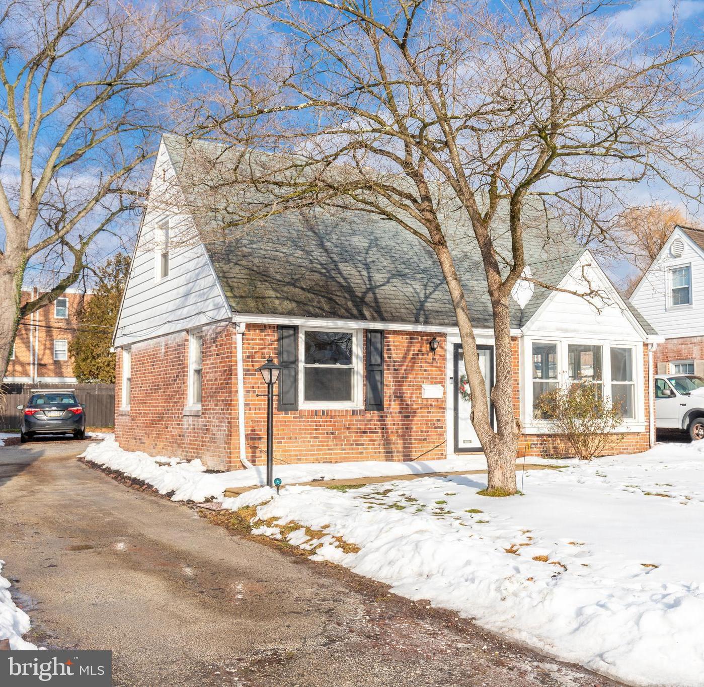 6 Hawthorne Road Broomall, PA 19008 - Photo 3 of 24 Gallery Image 3