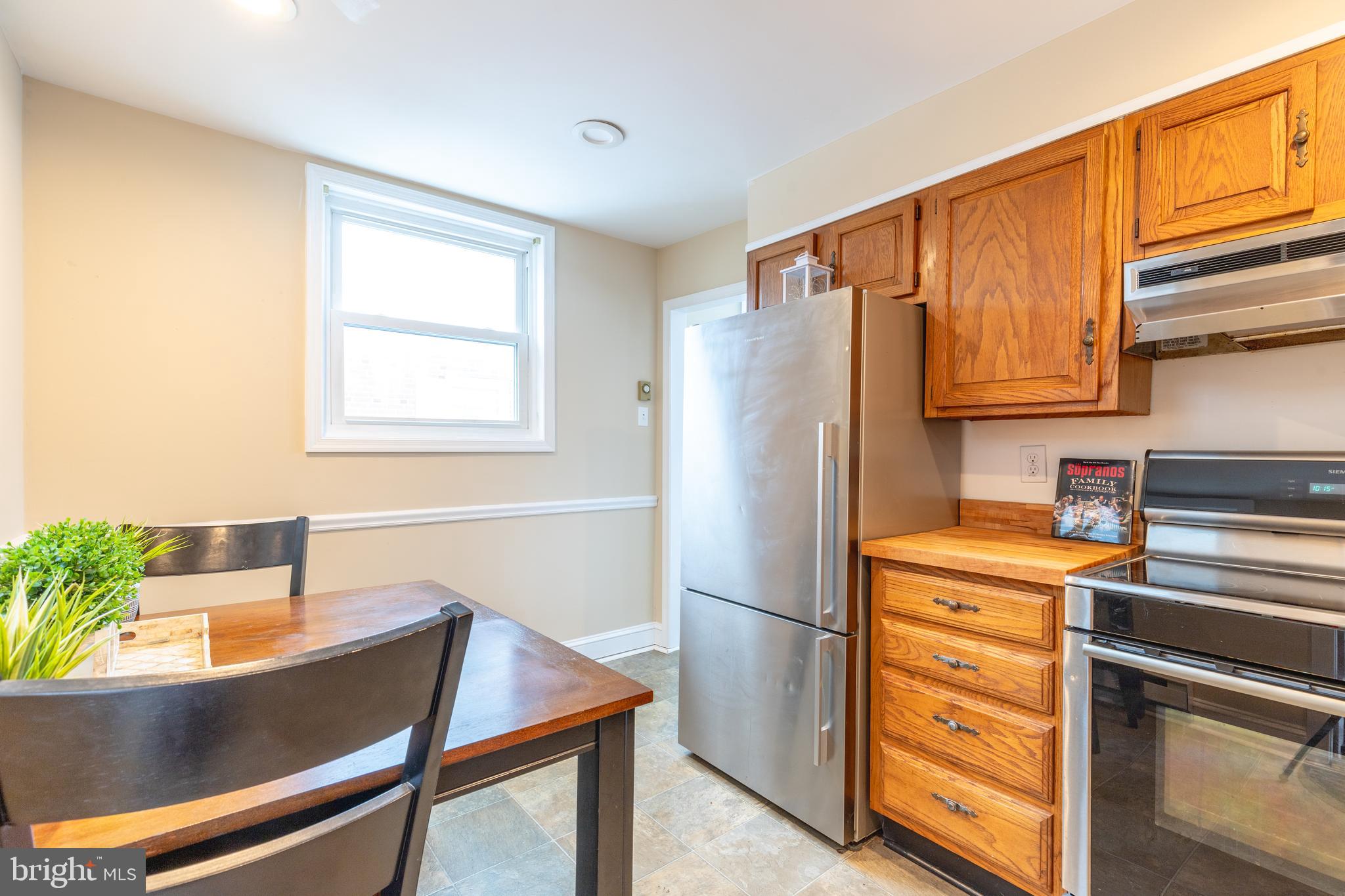 6 Hawthorne Road Broomall, PA 19008 - Photo 8 of 24 Gallery Image 8