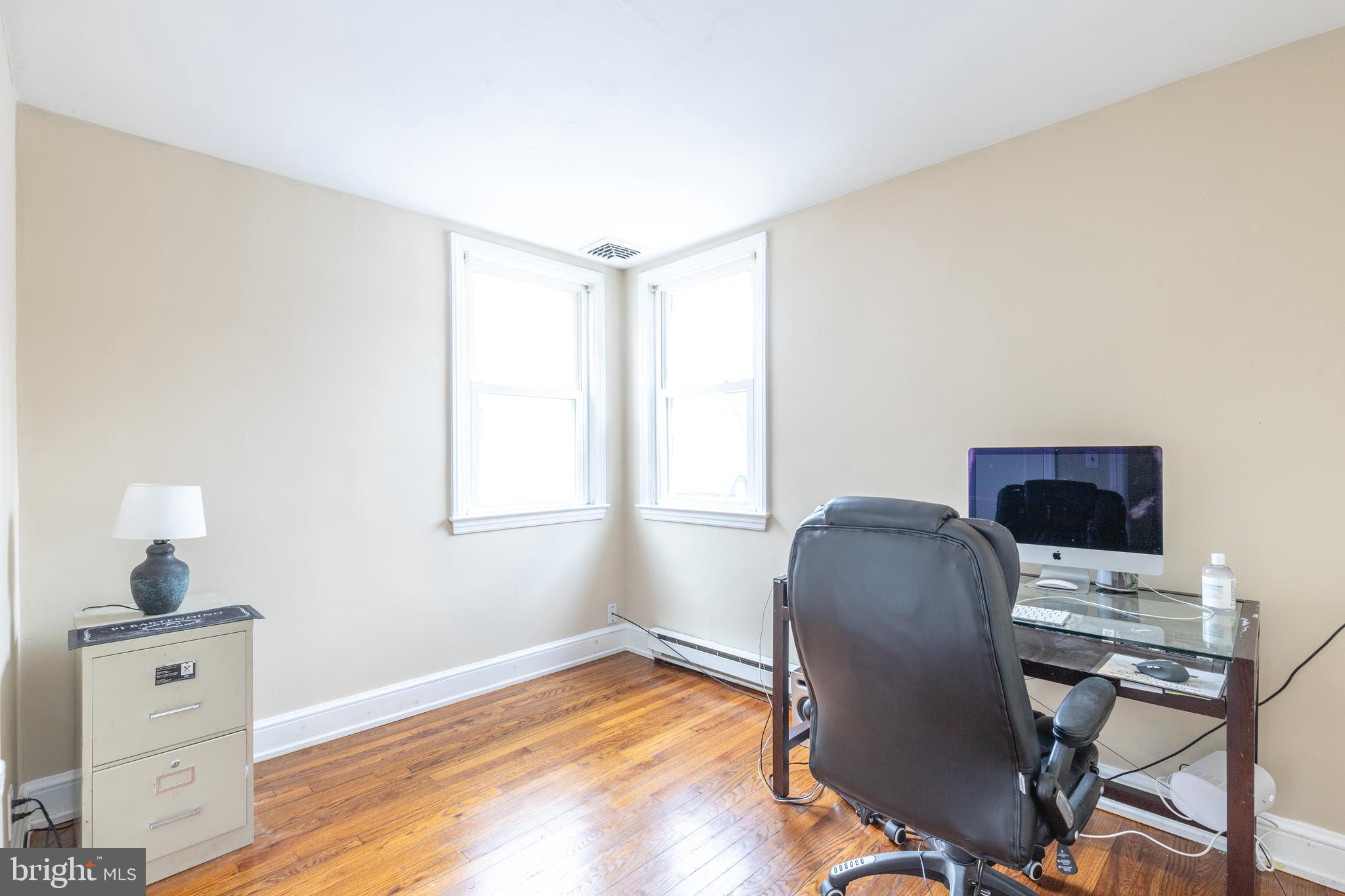 6 Hawthorne Road Broomall, PA 19008 - Photo 10 of 24 Gallery Image 10