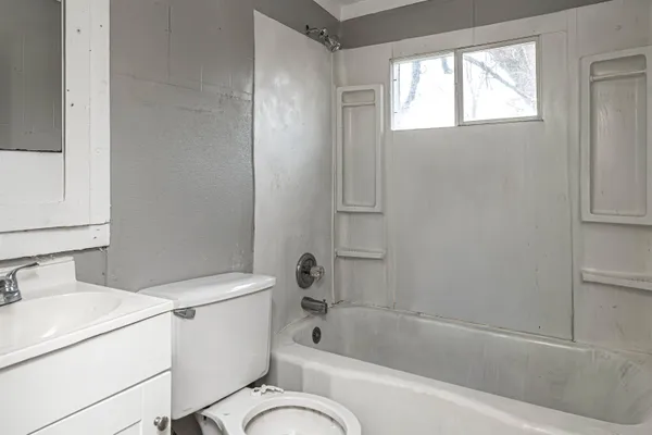 $135,000 | 708 Dickerman Street, Rockford, IL 61102