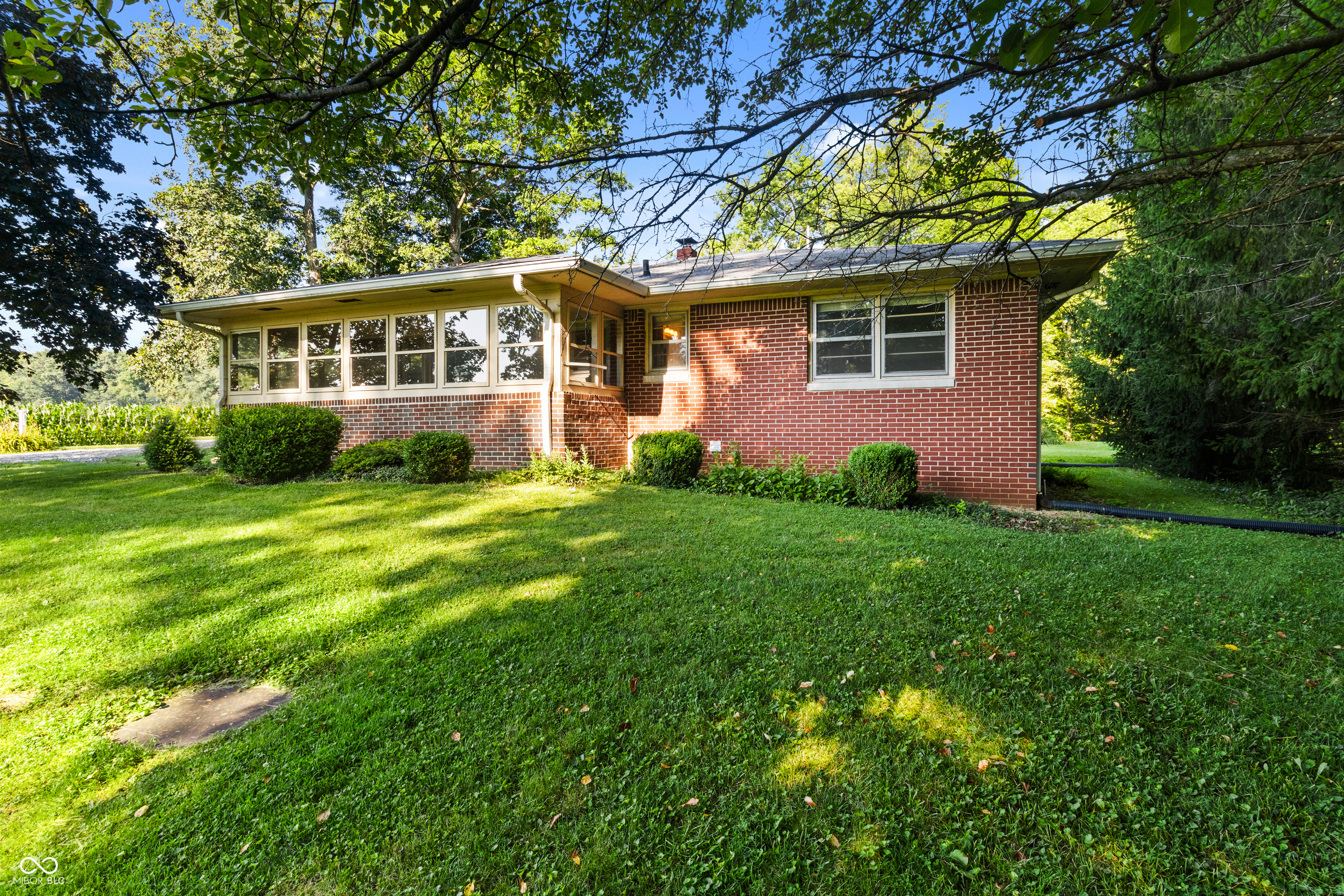 8950 Baker Road Indianapolis, IN 46259 - Photo 2 of 42