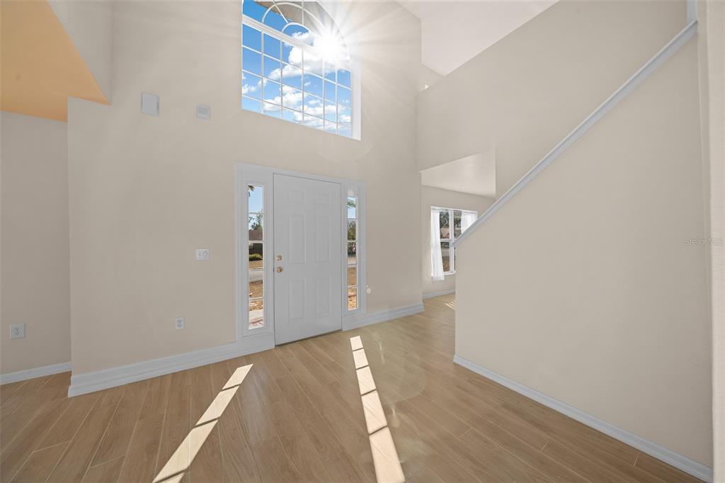 10191 Jordan Street Spring Hill, FL 34608 - Photo 15 of 59 foyer