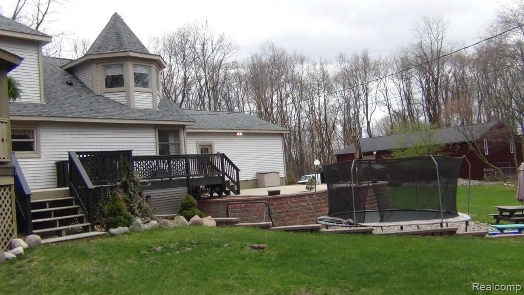 3299 Sanitorium Road Howell, MI 48843 - Photo 7 of 53 DSC02482.jpg