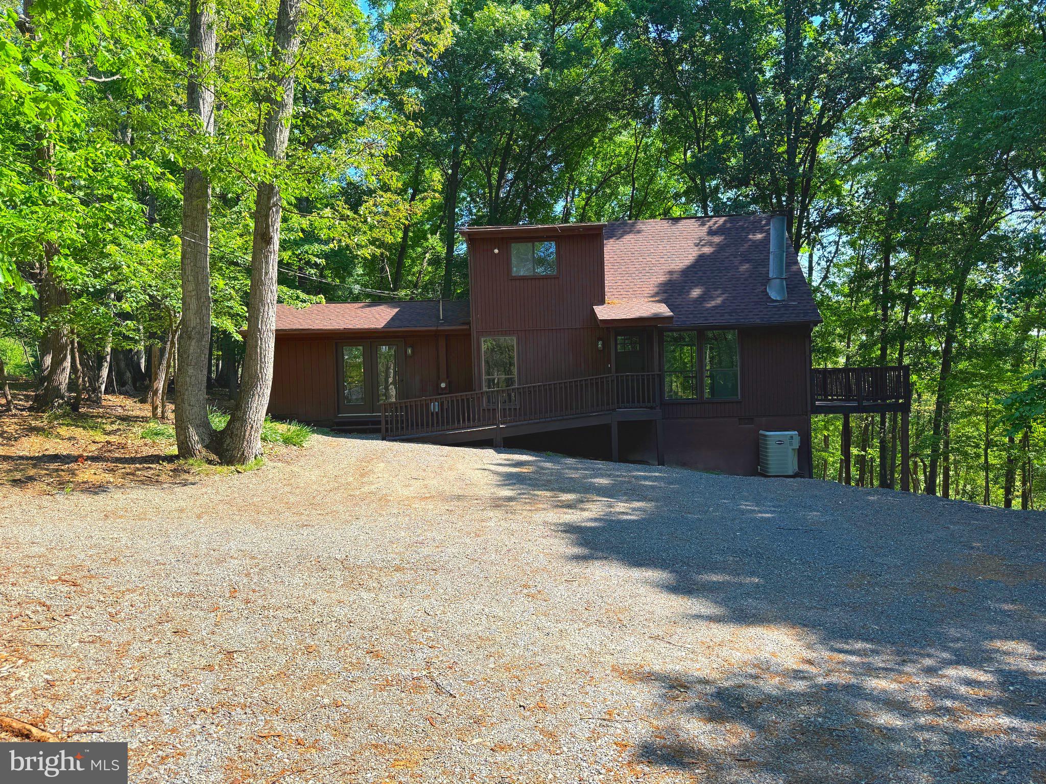277 Endless Summer Road Hedgesville, WV 25427 - Photo 3 of 43
