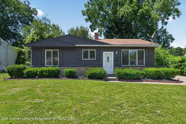 $165,000 | 3520 Kendalwood Drive, Lansing, MI 48911