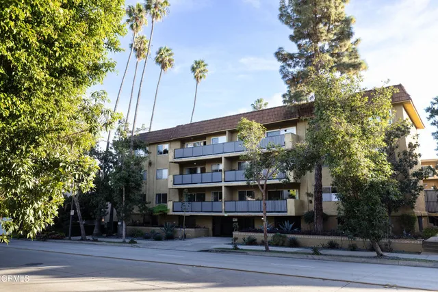 $995,000 | 382 East California Boulevard, Unit 105, Pasadena, CA 91106