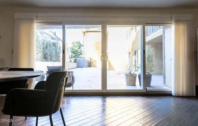 $995,000 | 382 East California Boulevard, Unit 105, Pasadena, CA 91106