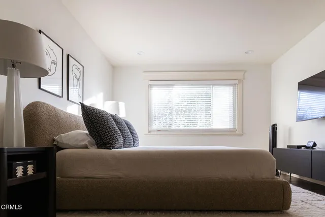 $995,000 | 382 East California Boulevard, Unit 105, Pasadena, CA 91106