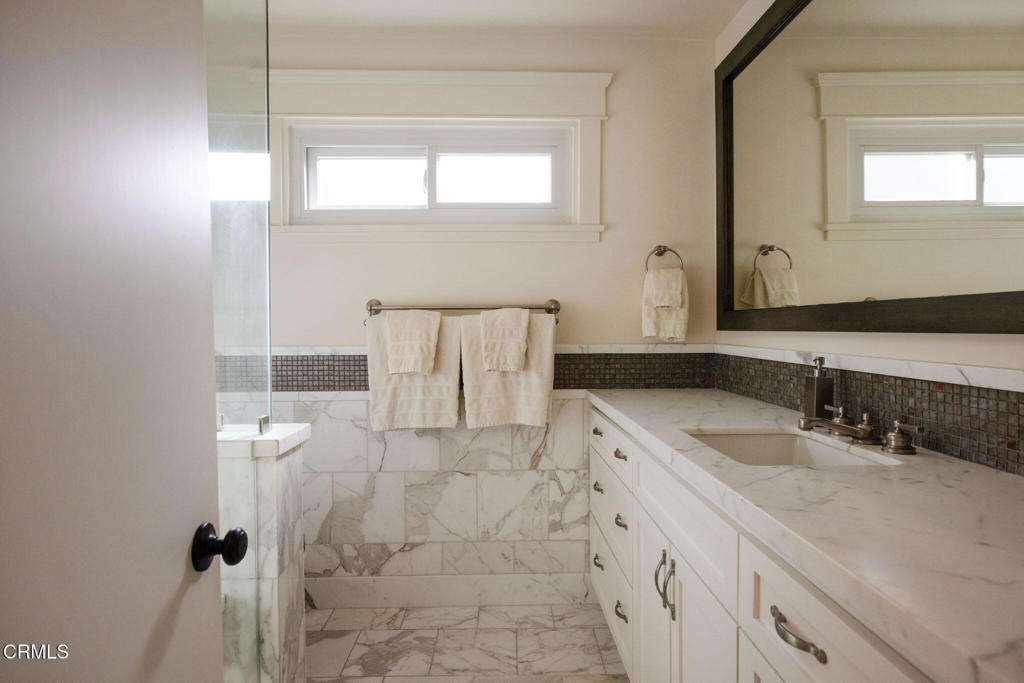 382 East California Boulevard, Unit 105 Pasadena, CA 91106 - Photo 33 of 39 382 E California-1506_MLS