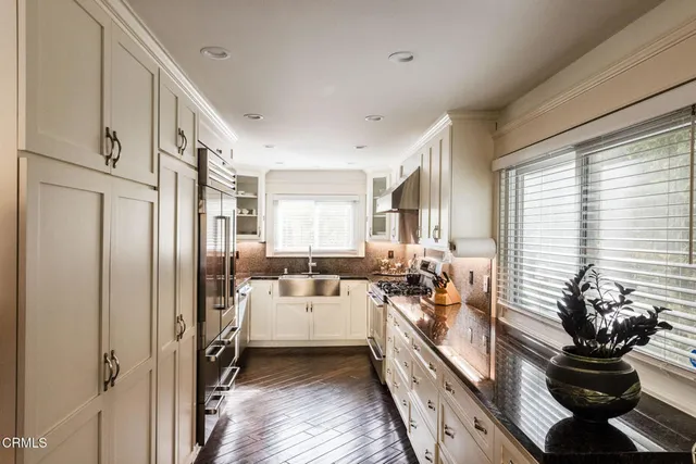 $995,000 | 382 East California Boulevard, Unit 105, Pasadena, CA 91106