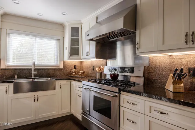 $995,000 | 382 East California Boulevard, Unit 105, Pasadena, CA 91106