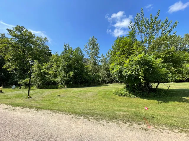 $39,900 | 704-712 Courtyard Place, Watervliet, MI 49098