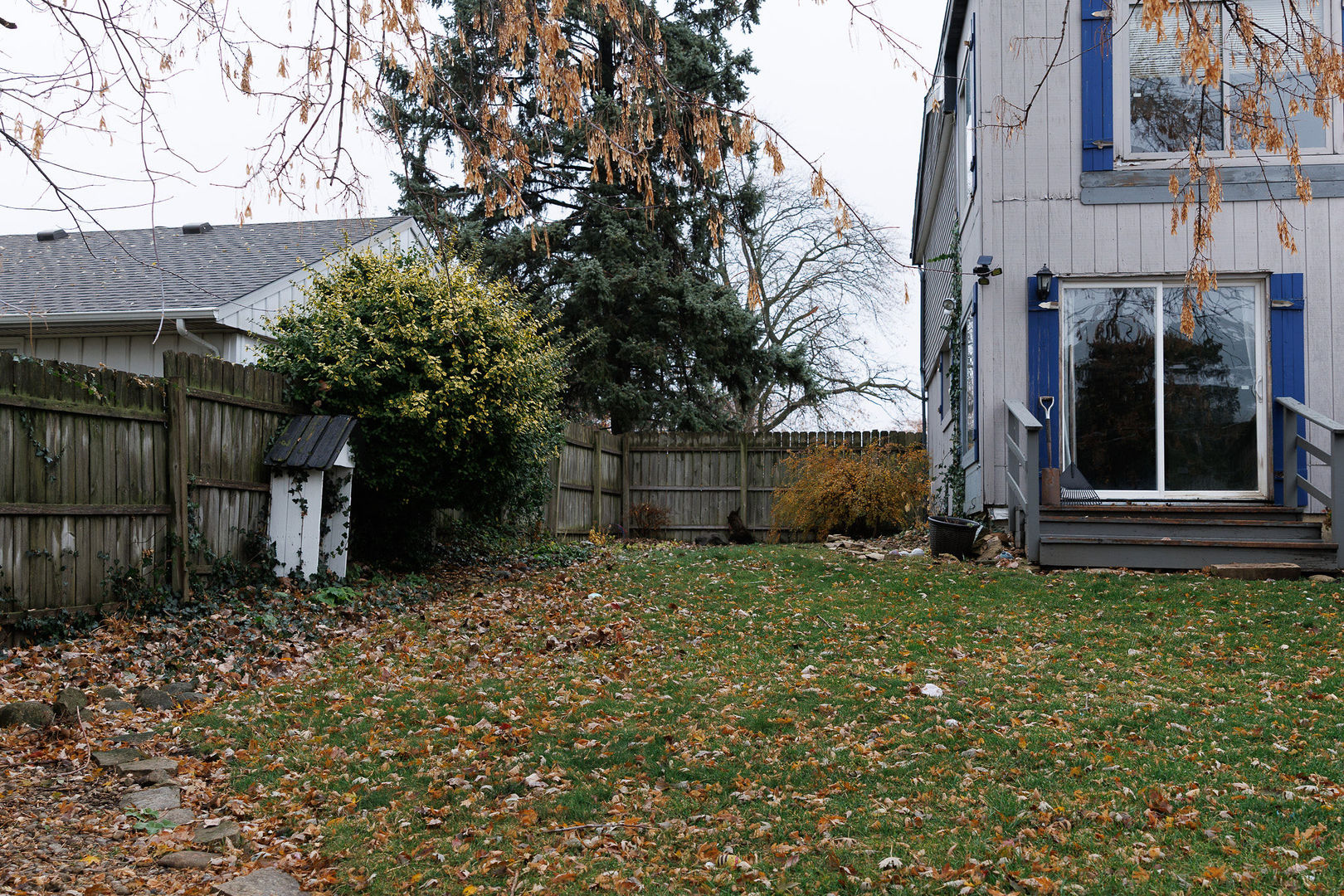 107 Arcadia Avenue Romeoville, IL 60446 - Photo 44 of 51 a backyard of a house with lots of green space