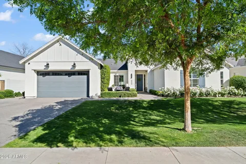 $1,895,000 | 8409 North Diller Grove Lane, Phoenix, AZ 85021