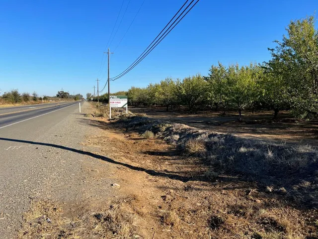 $4,750,000 | 33033 Highway 16, Woodland, CA 95695