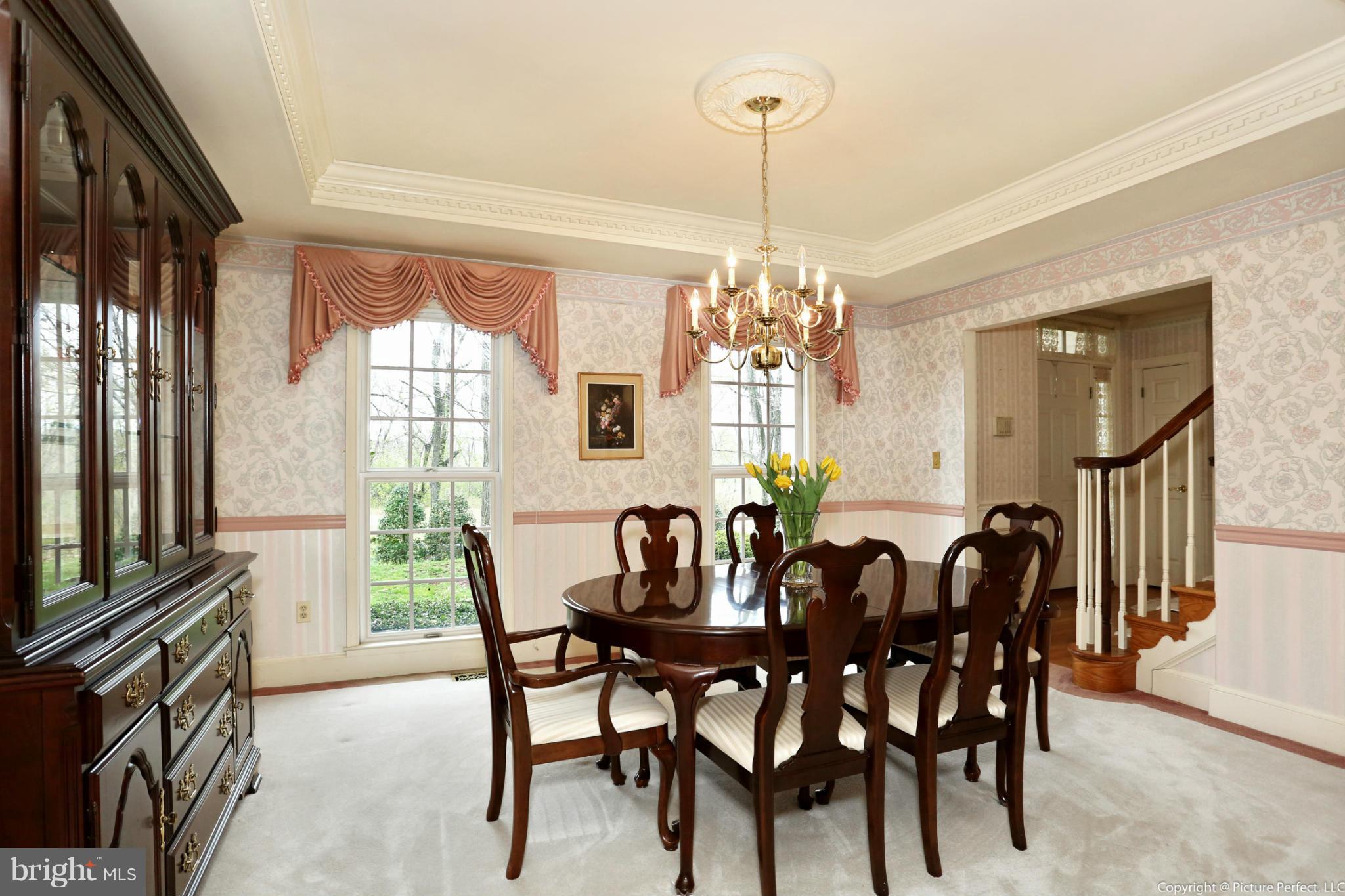 5470 South Renn Road Frederick, MD 21703 - Photo 19 of 30 Dining Room