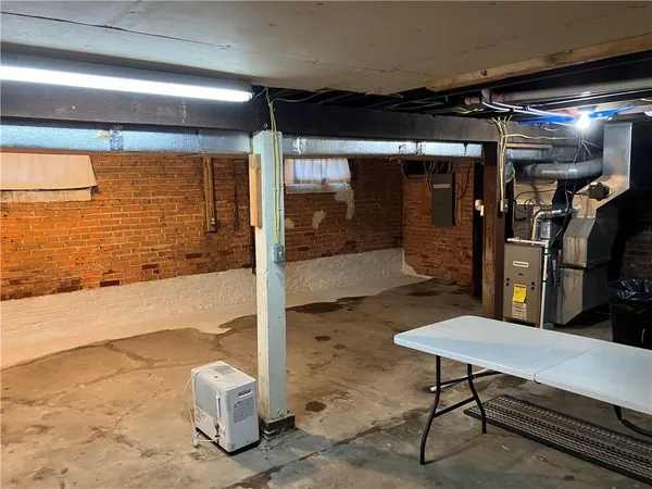 $169,900 | 2118 Walnut Street, Higginsville, MO 64037