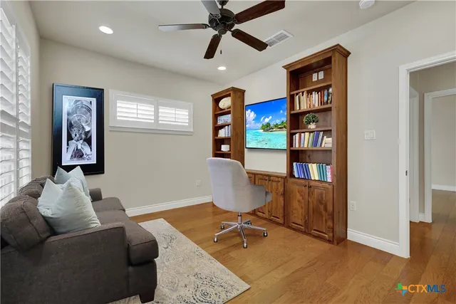 $565,000 | 948 Hudson Lane, New Braunfels, TX 78130