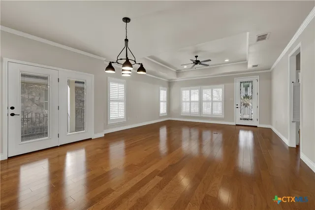 $565,000 | 948 Hudson Lane, New Braunfels, TX 78130