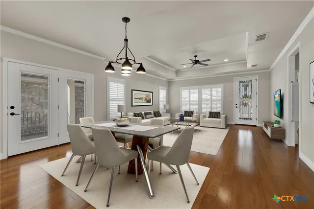 $565,000 | 948 Hudson Lane, New Braunfels, TX 78130