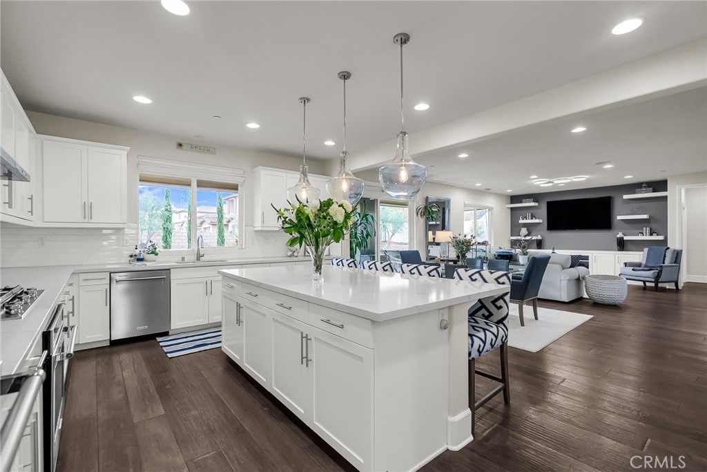 9510 Alta Cresta Avenue Riverside, CA 92508 - Photo 16 of 56