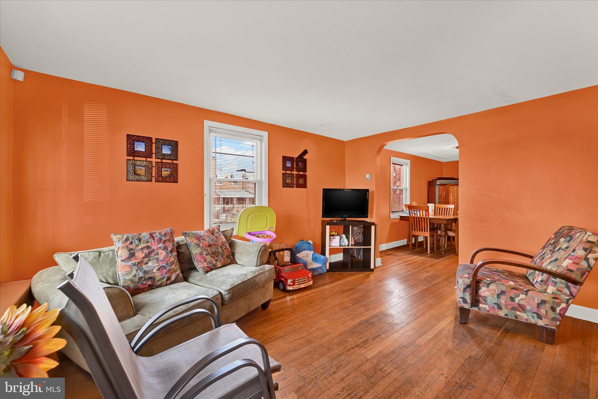 1201 Haverhill Road Baltimore, MD 21229 - Photo 2 of 18 Gallery Image 2