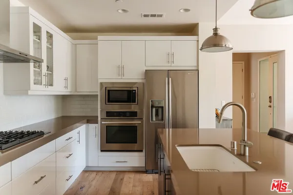 $2,250,000 | 12655 Sandhill Lane, Unit 2, Playa Vista, CA 90094