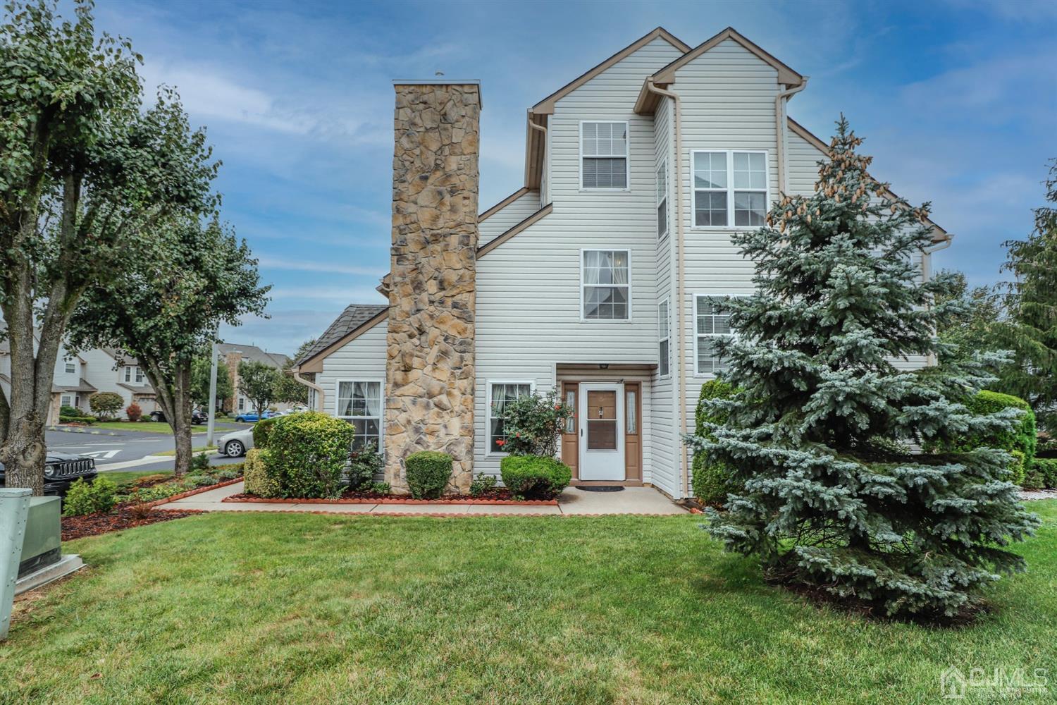 348 Lunar Road Piscataway, NJ 08854 - Photo 33 of 33 a view of a yard in front of house