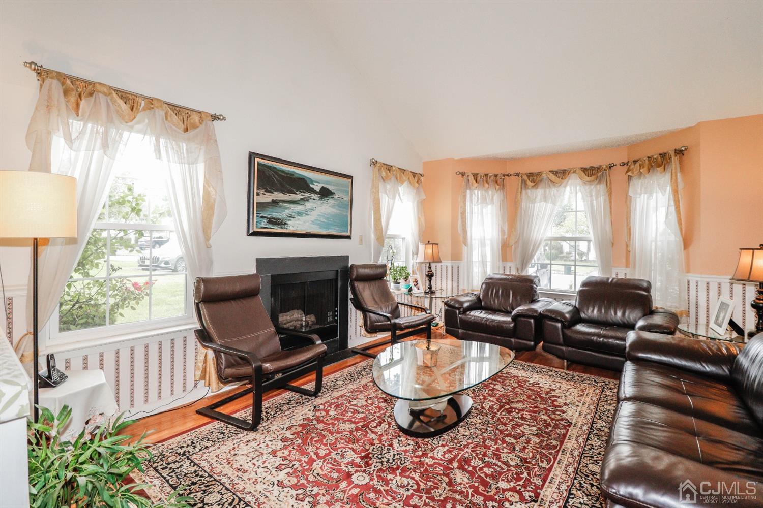 348 Lunar Road Piscataway, NJ 08854 - Photo 9 of 33 a living room with furniture and a potted plant