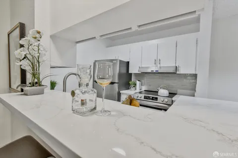 $449,000 | 377 Mandarin Drive, Unit 105, Daly City, CA 94015