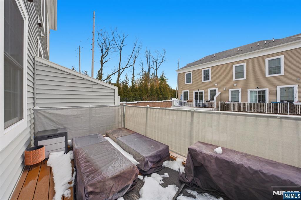 62 Roosevelt Drive Wood-Ridge, NJ 07075 - Photo 13 of 22