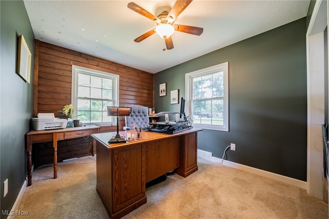 48264 Telegraph Road Amherst, OH 44001 - Photo 29 of 39 Gallery Image 29
