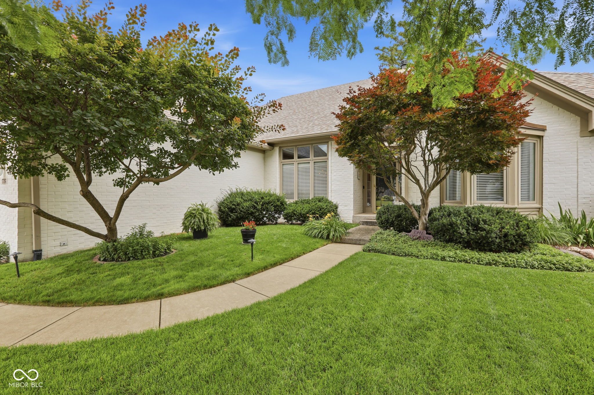 5756 Marco Point Carmel, IN 46033 - Photo 2 of 50
