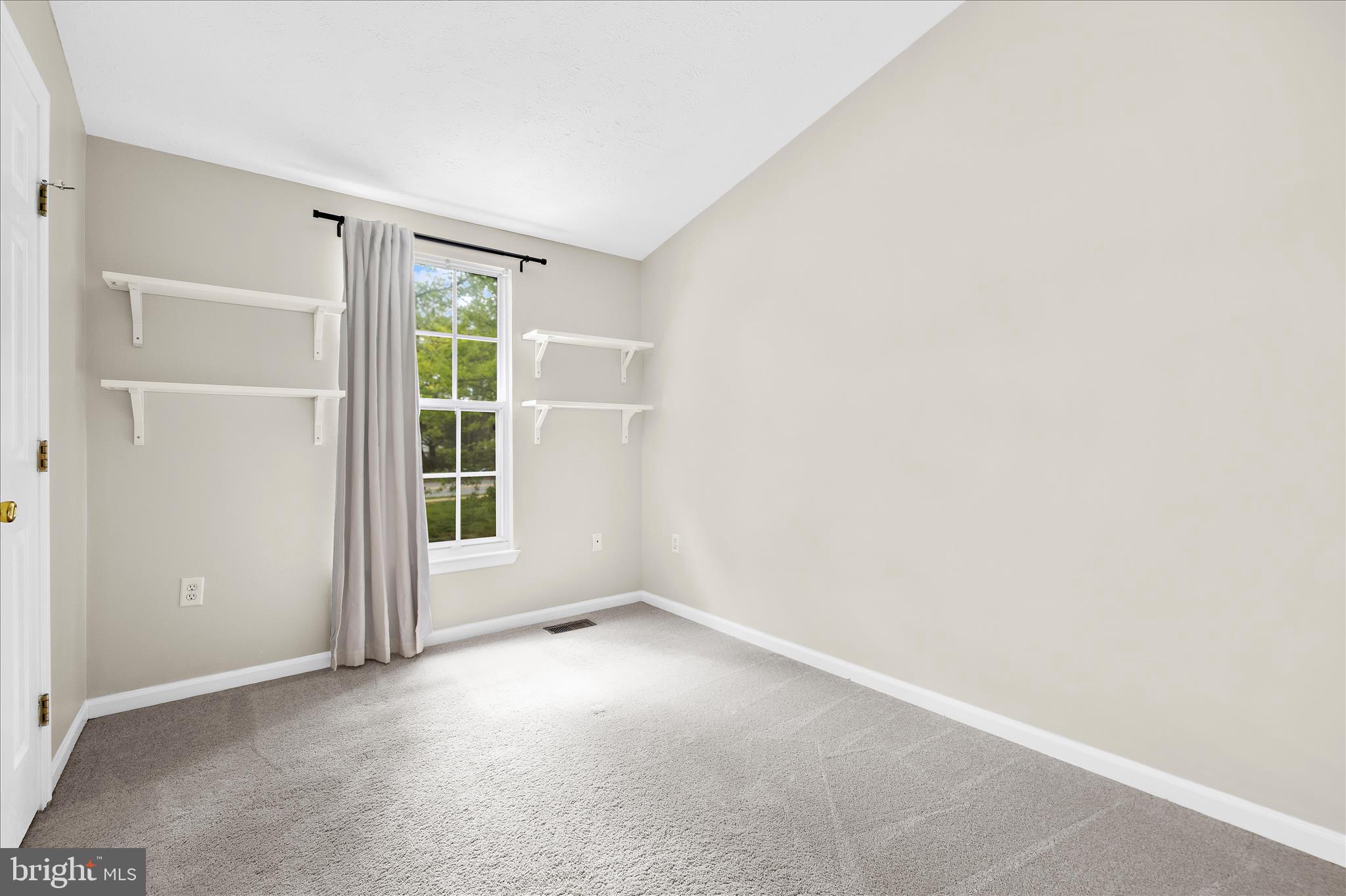 577 Quaker Ridge Court Arnold, MD 21012 - Photo 25 of 58 Bedroom 3