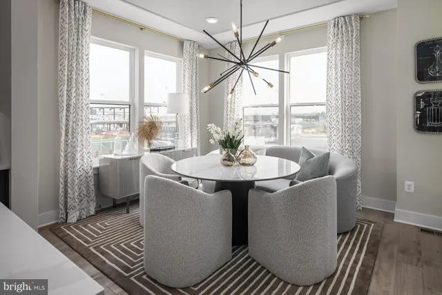 $699,920 | 224 Light Street, Baltimore, MD 21230