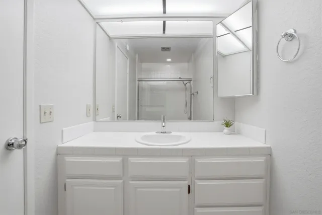 $899,000 | 4862 Seda Drive, San Diego, CA 92124