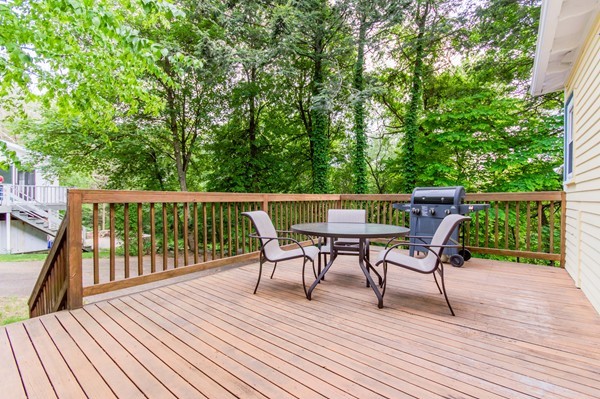 133 Wolcott Road Brookline, MA 02467 - Photo 21 of 24
