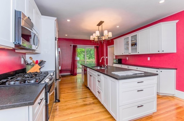 133 Wolcott Road Brookline, MA 02467 - Photo 3 of 24