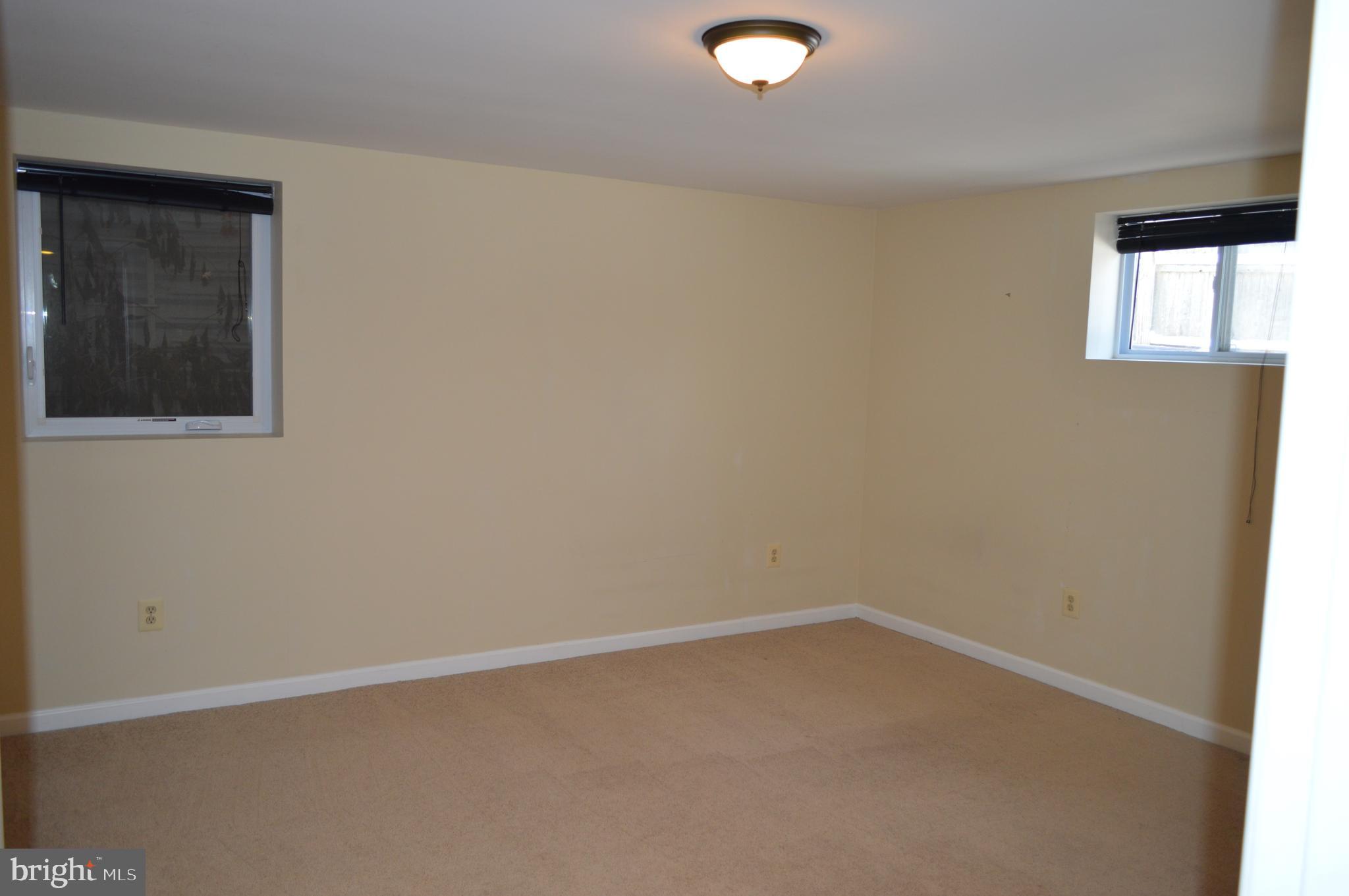 10110 Portland Road Silver Spring, MD 20901 - Photo 15 of 39