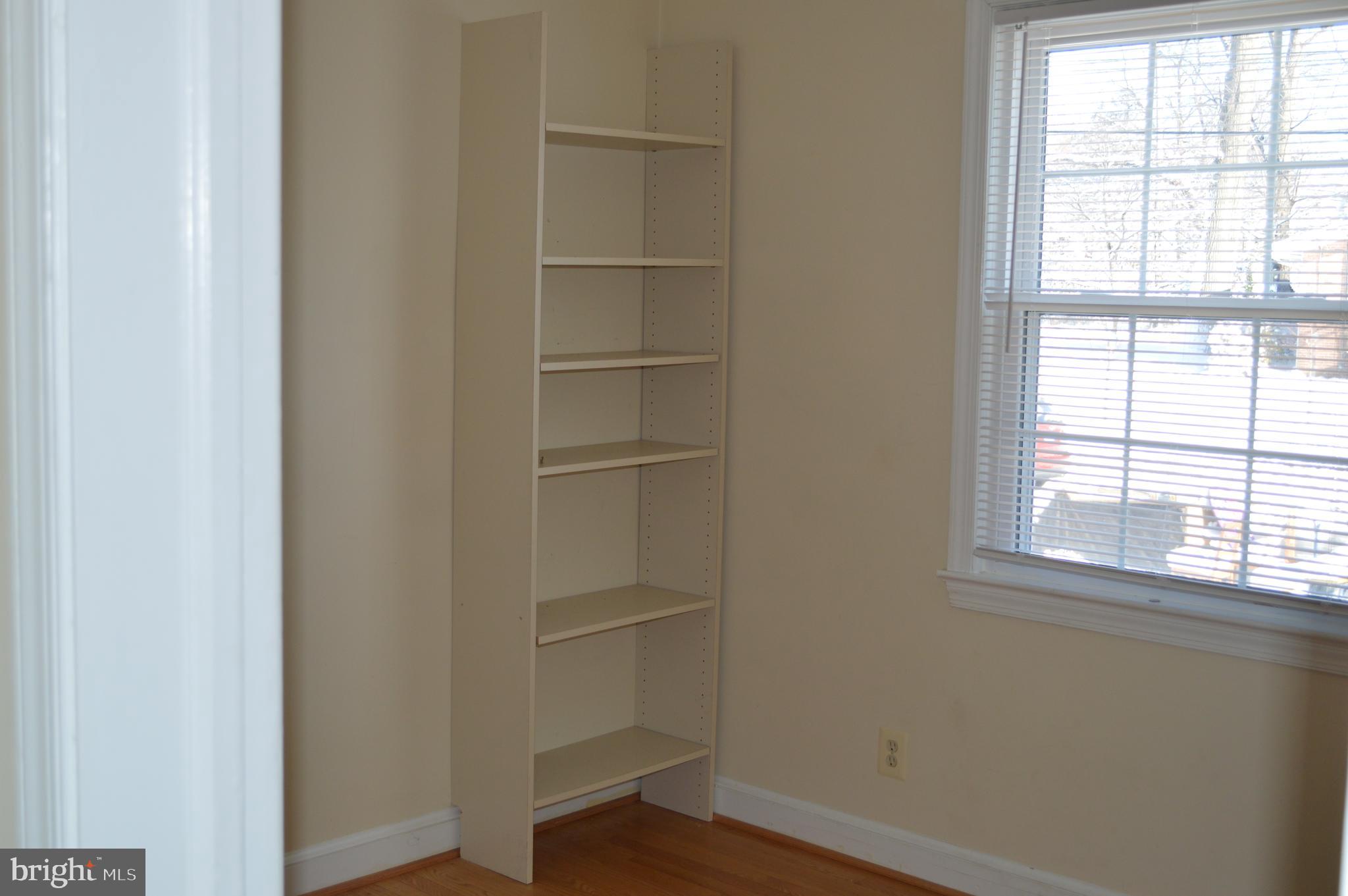 10110 Portland Road Silver Spring, MD 20901 - Photo 20 of 39