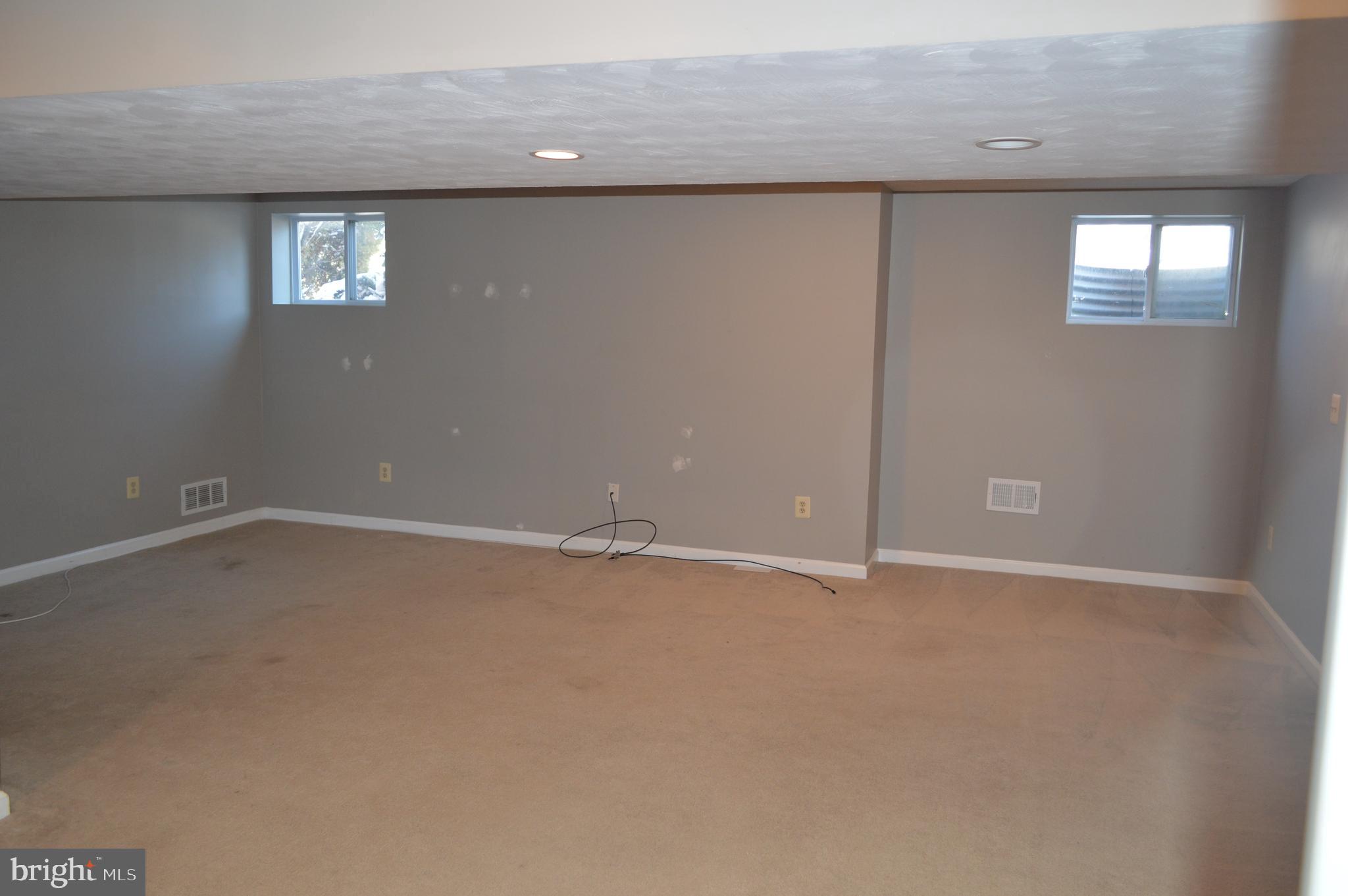 10110 Portland Road Silver Spring, MD 20901 - Photo 22 of 39