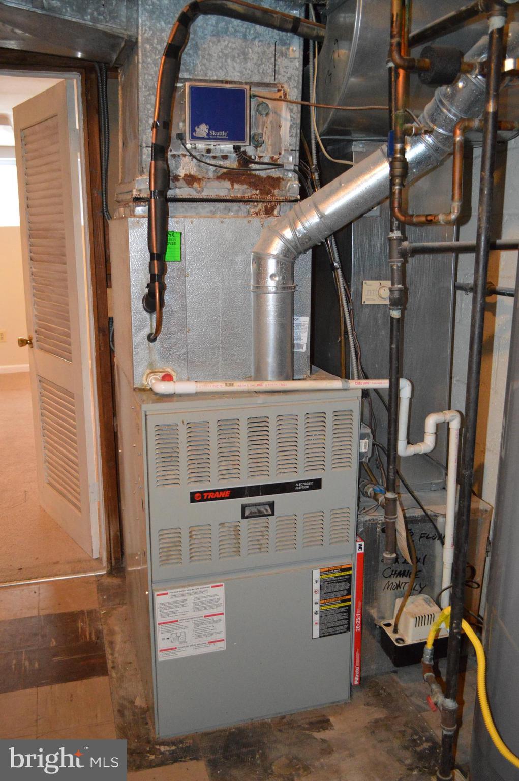 10110 Portland Road Silver Spring, MD 20901 - Photo 38 of 39 Efficient gas heating