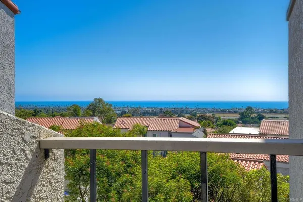 $3,950 | 6677 Paseo Del Norte, Unit B, Carlsbad, CA 92011