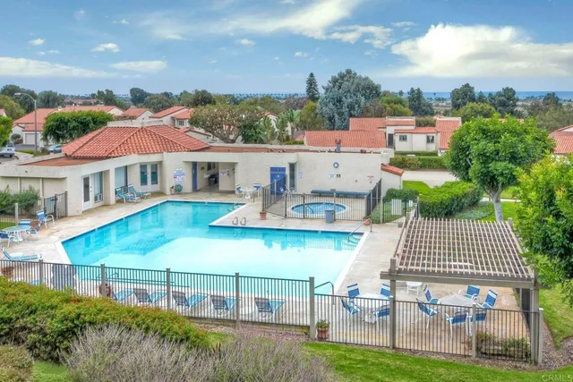 $3,950 | 6677 Paseo Del Norte, Unit B, Carlsbad, CA 92011