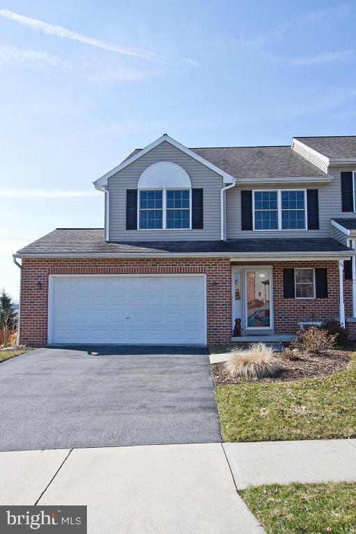 75 Spring Street Mountville, PA 17554 - Photo 3 of 53 Gallery Image 3