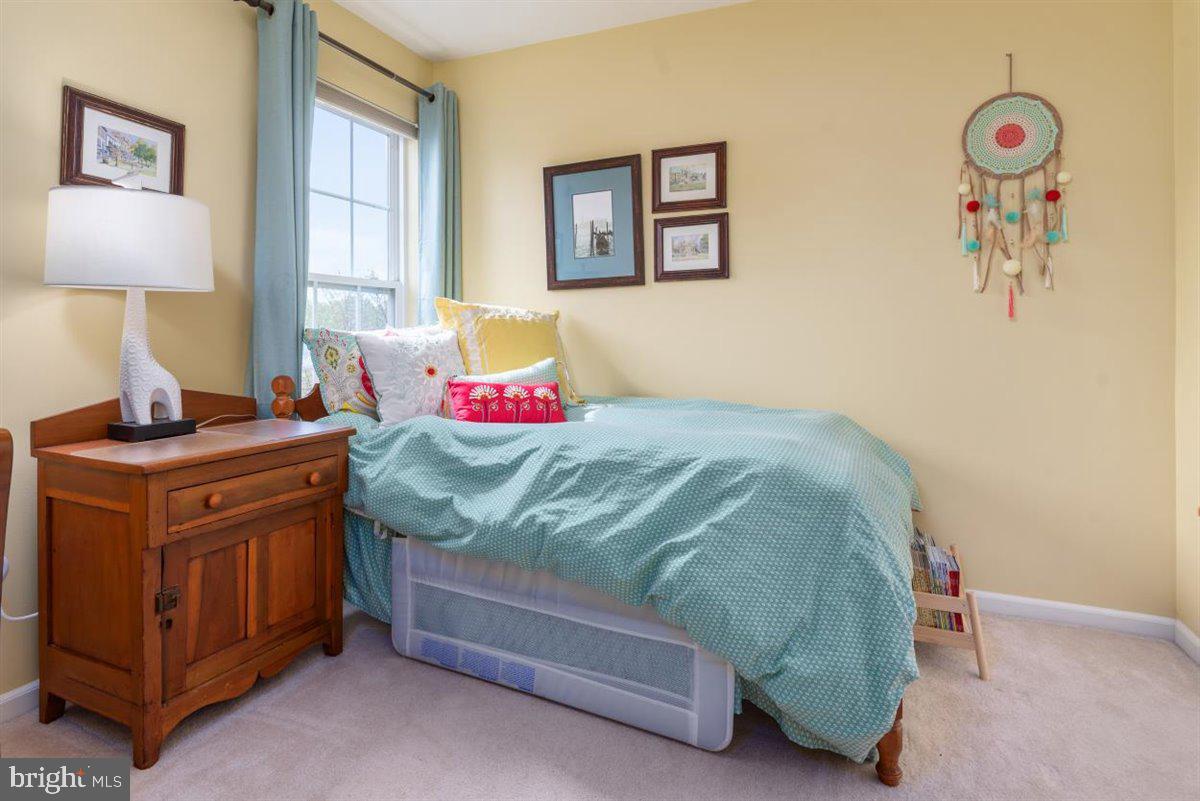 7813 Callington Way Hanover, MD 21076 - Photo 20 of 41 Bedroom 2 - Lots of sunlight & a large closest.