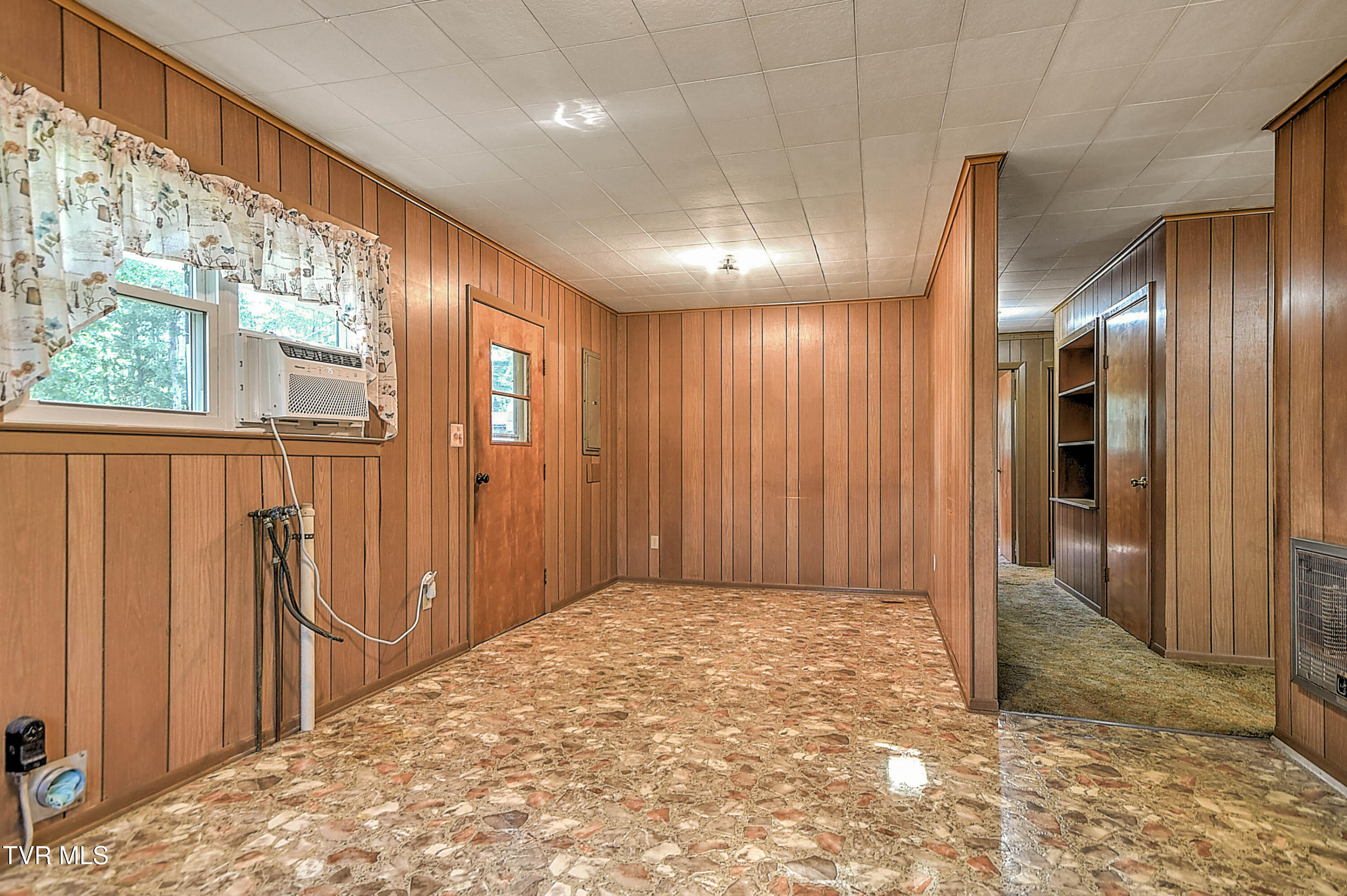 805 Dixie Road Greeneville, TN 37743 - Photo 27 of 63 805 Dixie JK-13