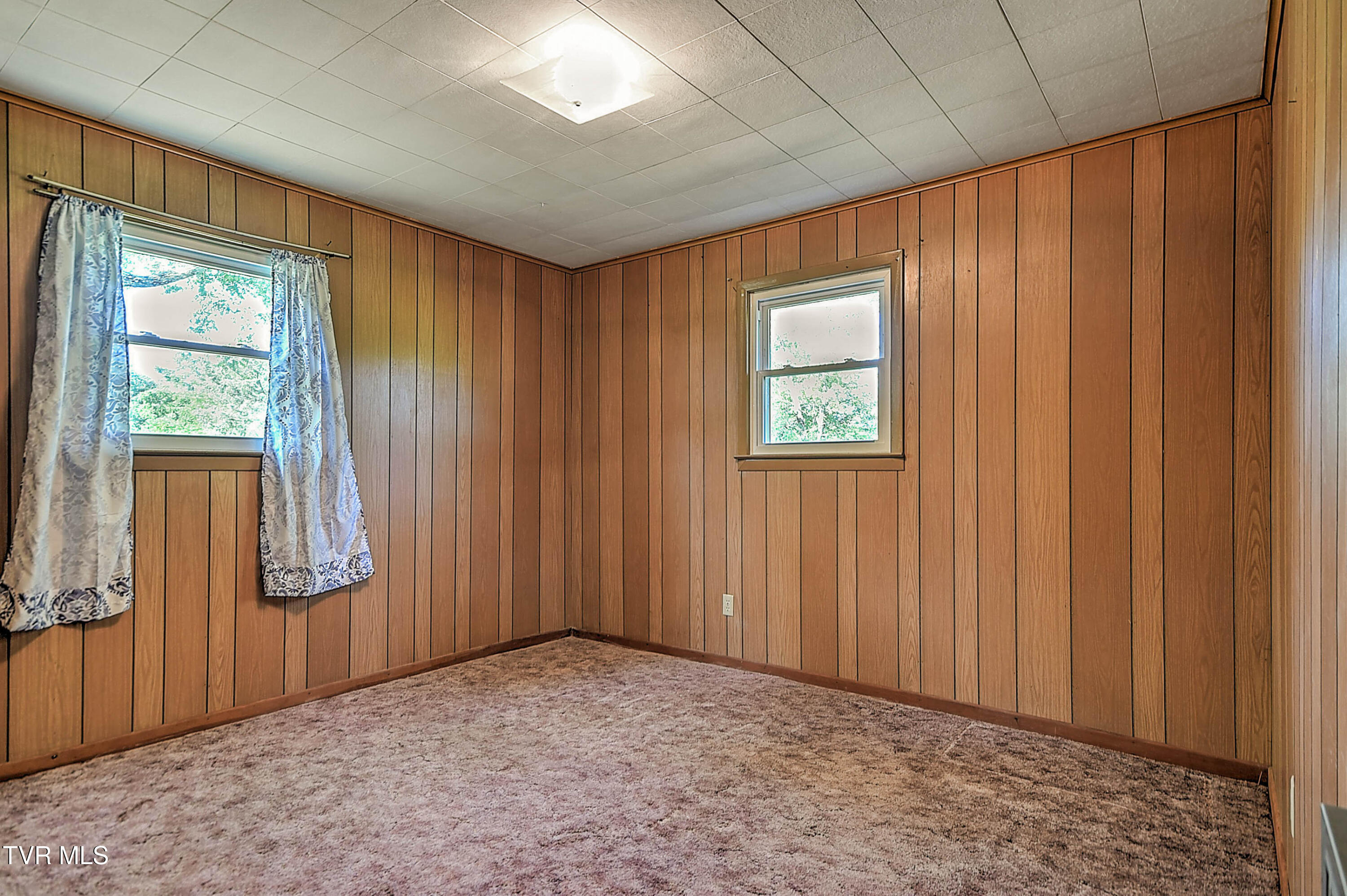 805 Dixie Road Greeneville, TN 37743 - Photo 35 of 63 805 Dixie JK-21