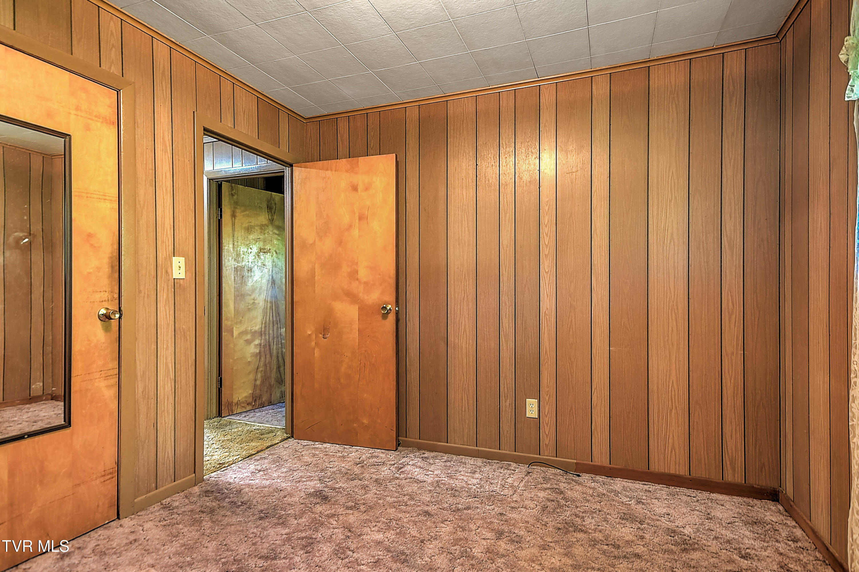 805 Dixie Road Greeneville, TN 37743 - Photo 42 of 63 805 Dixie JK-28